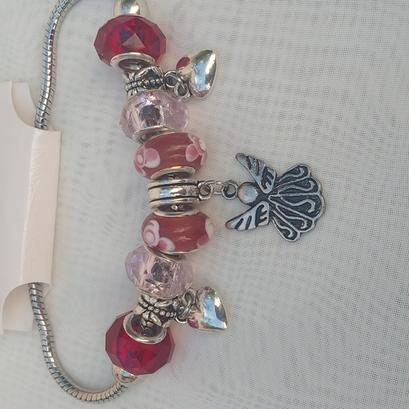 Angel w hearts Charm Bracelet Glass Beads Red & Pink New Christmas - Picture 2 of 8